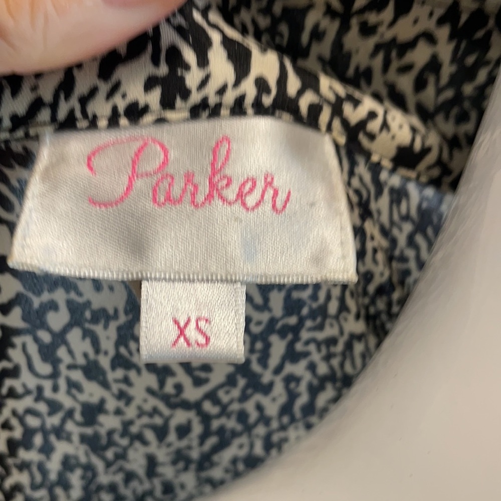 PARKER Silk Button Down Collared Blouse Shirt Cold Shoulder Asymmetrical Top XS - Picture 10 of 10